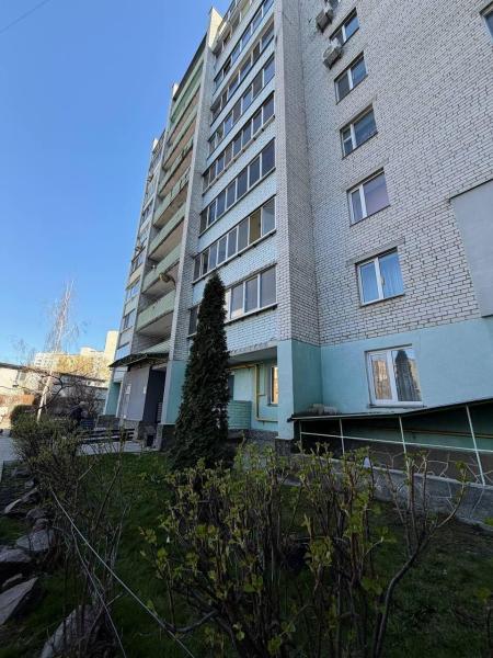 Продам 2-кімнатну квартиру