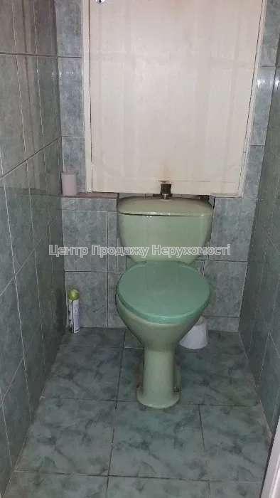 Фото Продаємо 2-х кімнатну сталінку,9