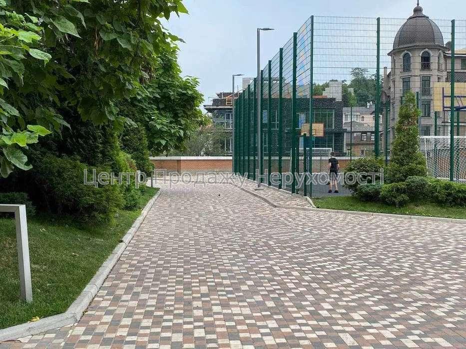 Фото Пропонуємо дворівневу видову квартиру, з двома терасами, 322м2, ЖК 