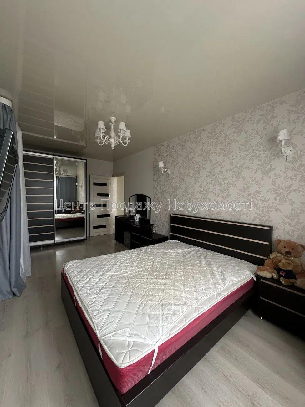 Фото Продається 3-кімнатна квартира, Харків.Салтівка3