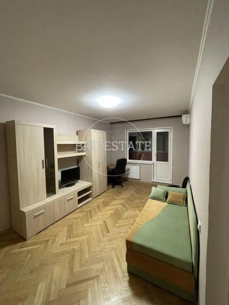 Продам 2-кімнатну квартиру