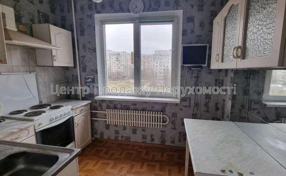 Фото Продаж 2 кімн. квартира, Олексіївка (Пр. Победы 54 Б)G82