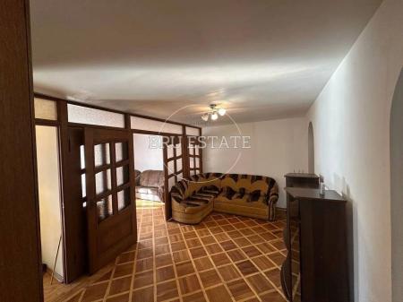 Продам 3-кімнатну квартиру