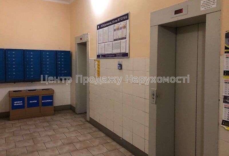Фото Продаж 2к квартири 77.98 кв,метро Позняки5