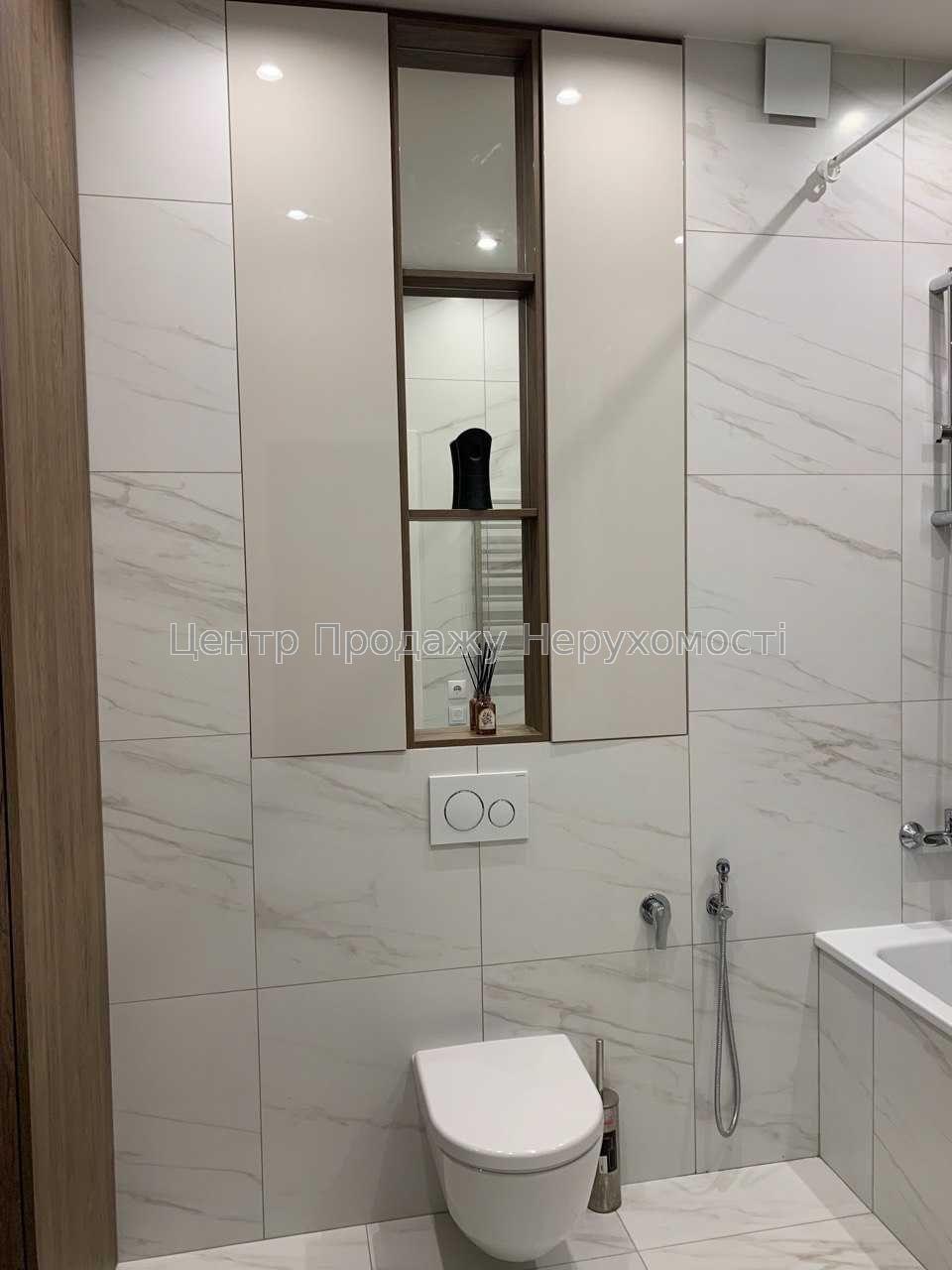 Фото Продаж квартири19