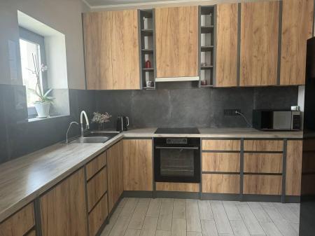 Здам 2-поверховий будинок