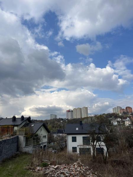 Продам участок под застройку жилой недвижимости