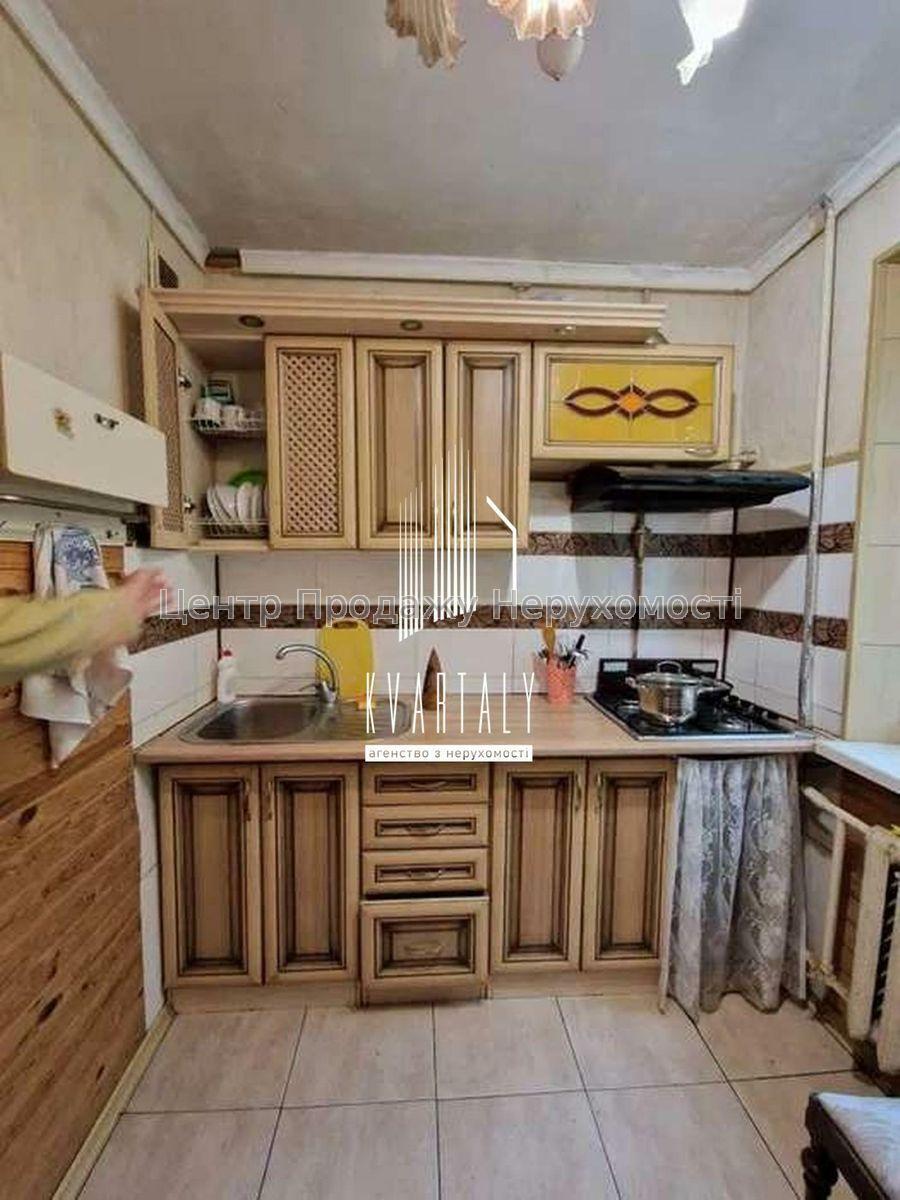 Фото Продам 2-кімнатну квартиру на Якуба Коласа1