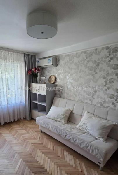 Продам 2-кімнатну квартиру