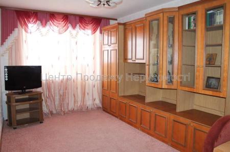 Продам 2-комнатную квартиру