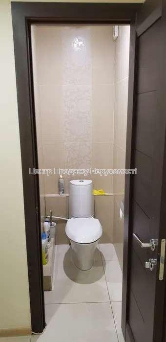 Фото Продам офіс на червоній лінії, метро Ботанічний Сад25