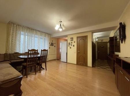 Продам 3-комнатную квартиру