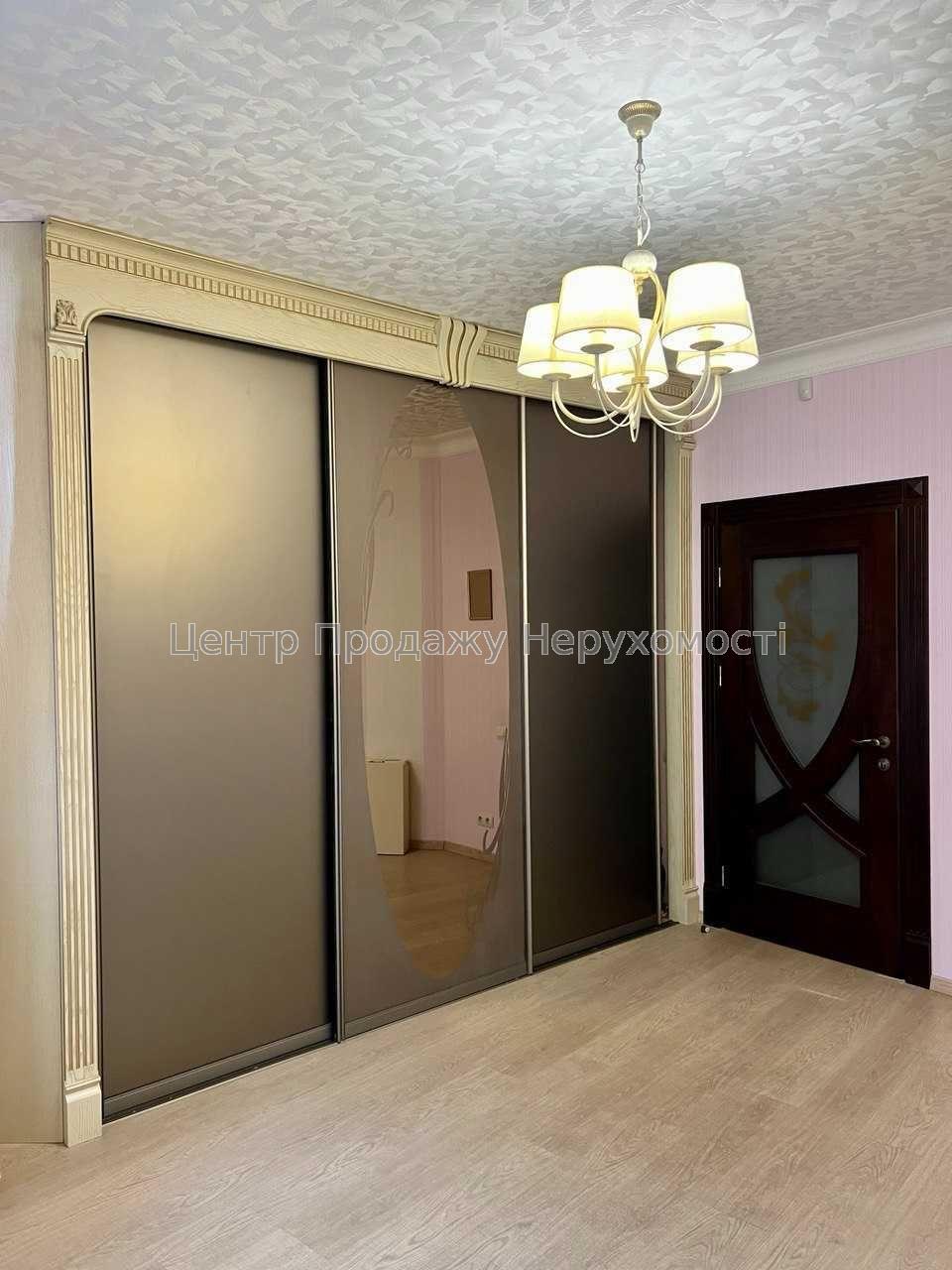 Фото Продам будинок (дом). Студентська. Є-відновлення8