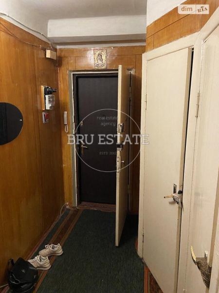 Продам 2-кімнатну квартиру