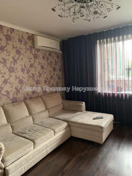 Продам 3-кімнатну квартиру