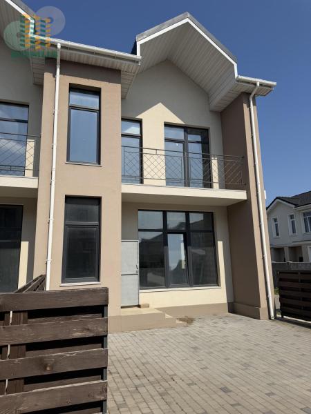 Продам 3-поверховий таунхаус, КГ&nbsp;«Дайберг»