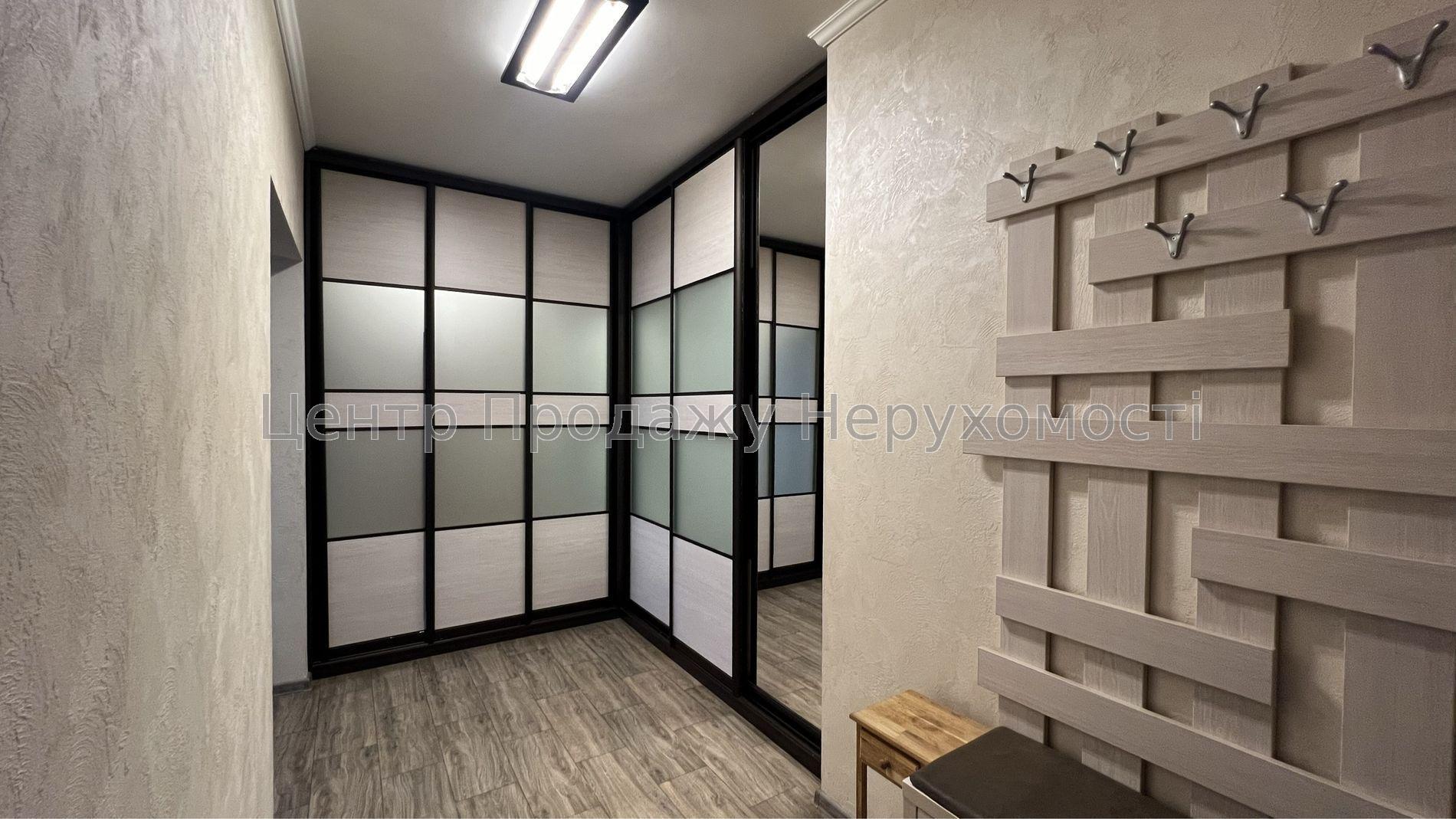Фото Продаж 3-кімнатної квартири в Києві21
