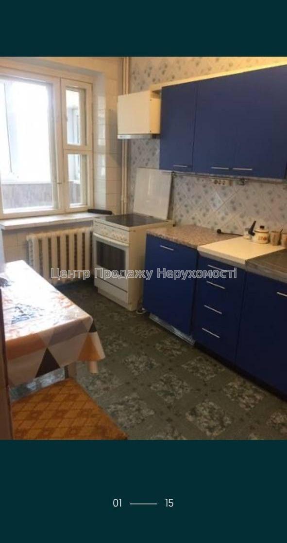 Фото Продаж 3-к. квартири у Києві4