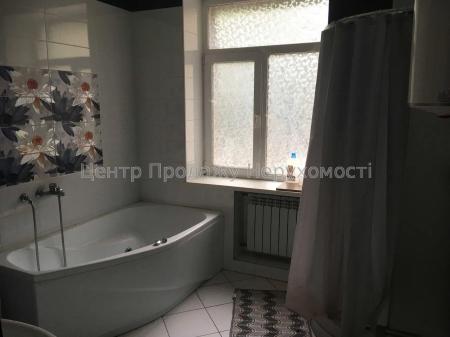 Продам 3-комнатную квартиру