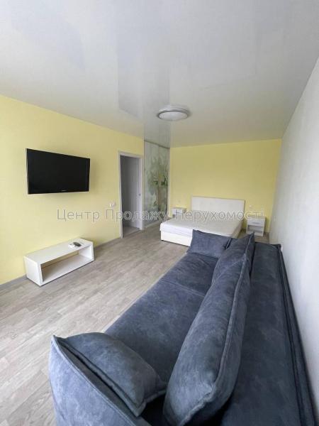 Продам 2-кімнатну квартиру