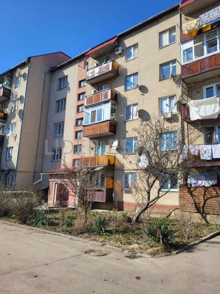 Продам 2-кімнатну квартиру