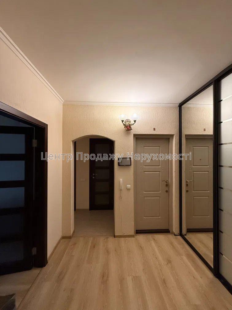 Фото Продається 3-кімнатна квартира в Харкові. Салтівка3