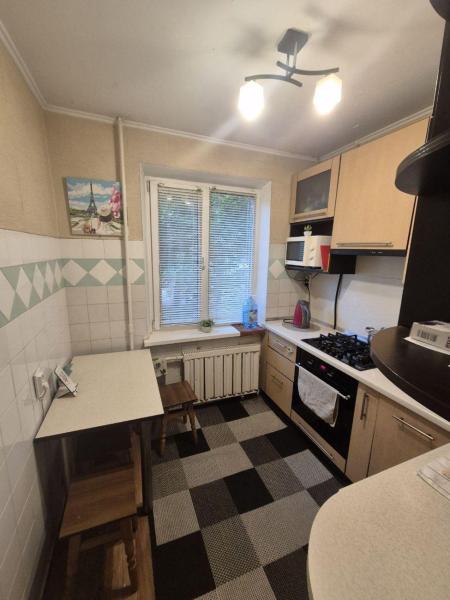 Продам 2-комнатную квартиру