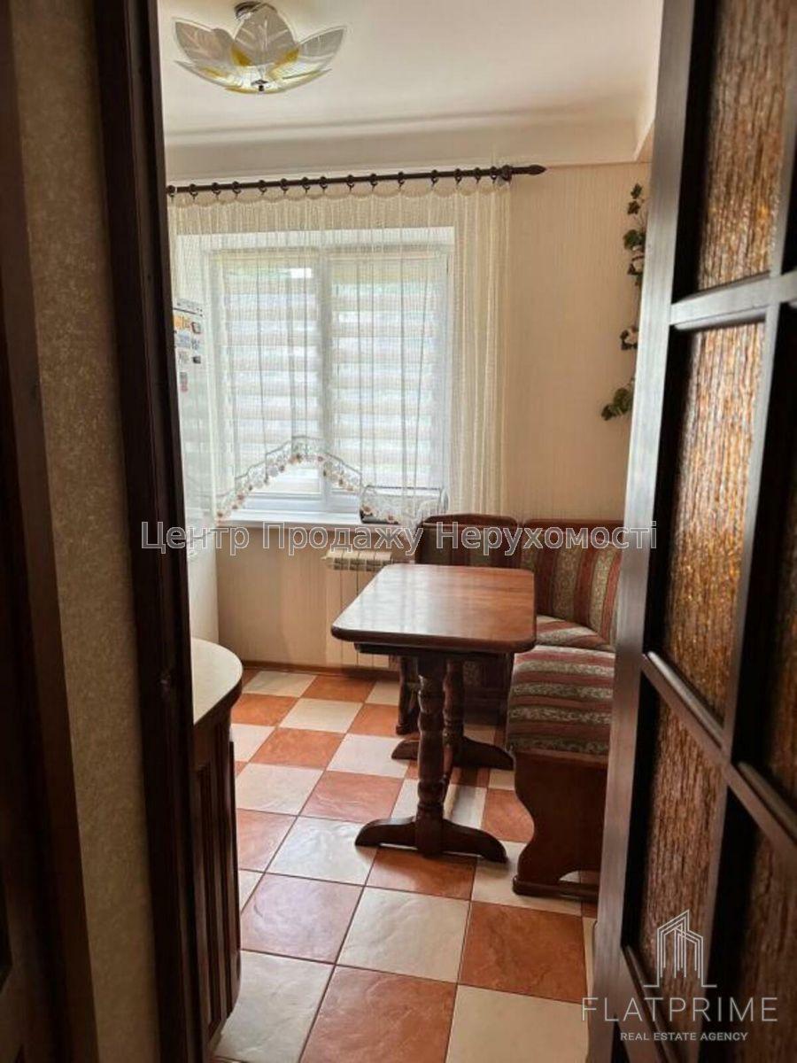 Фото Продам 3-кімнатну квартиру на Миколи Руденка, 223