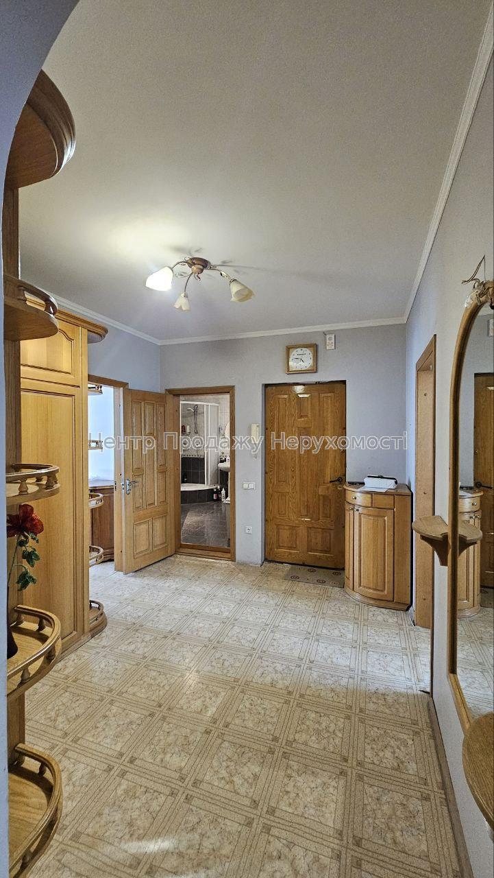 Фото Продам 3к. квартиру з ремонтом м. Масельського15