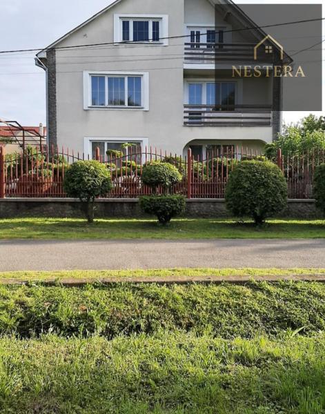 Продам 2-поверховий будинок