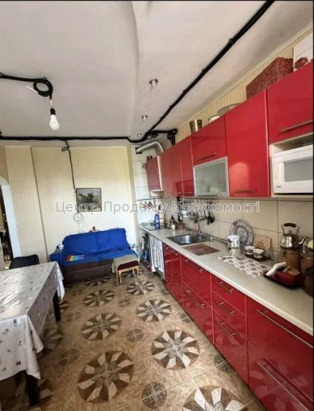 Продам 2-кімнатну квартиру