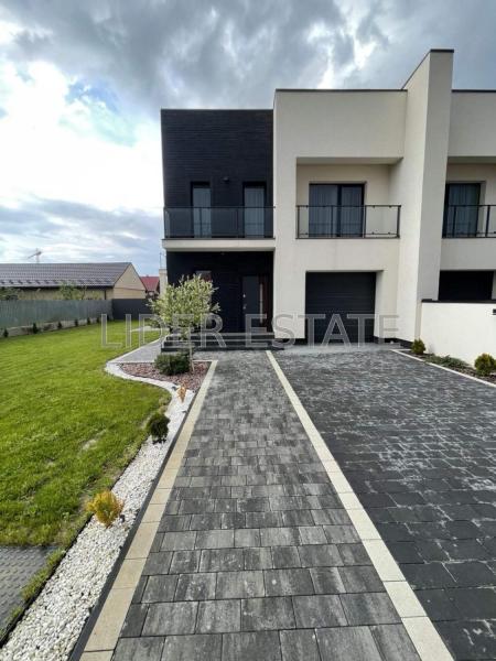 Продам 2-поверховий дуплекс