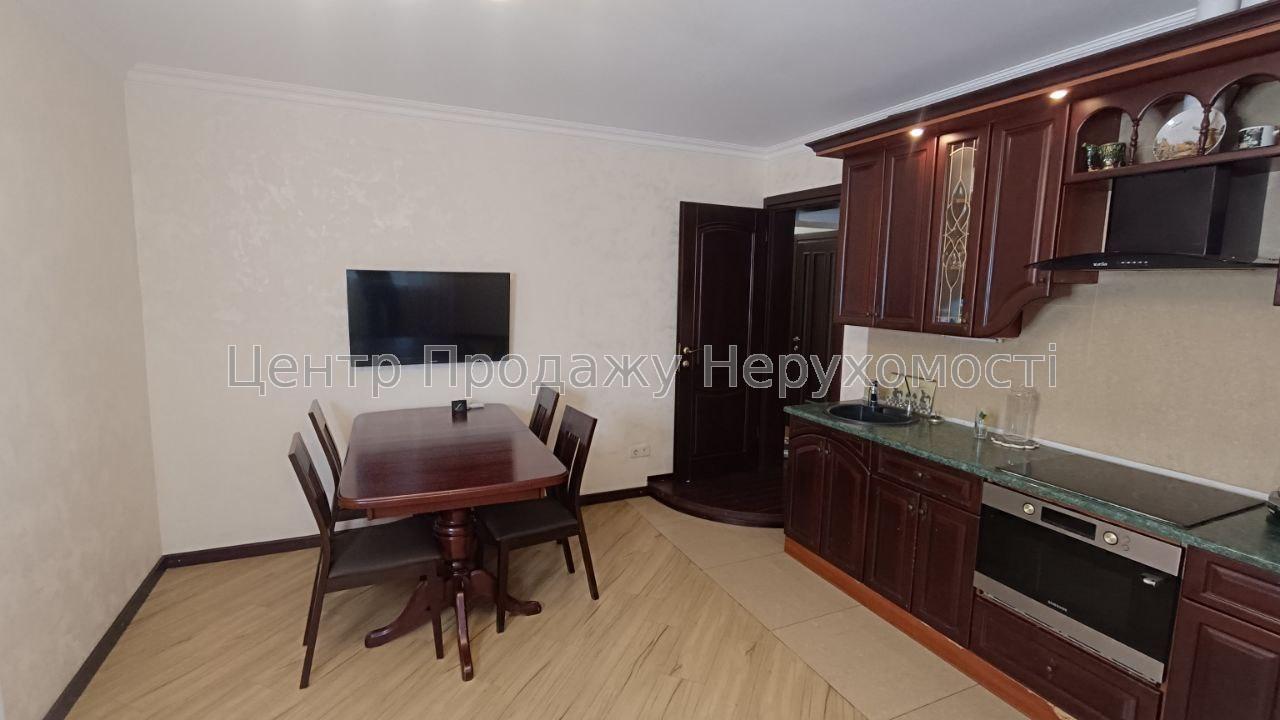 Фото Продам велику (62м2) 1к квартиру на Заліській 3а1