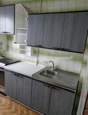 Продам 3-кімнатну квартиру