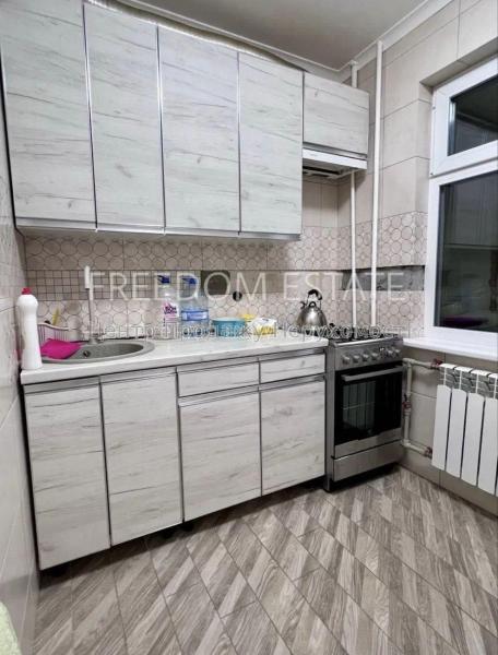 Продам 3-кімнатну квартиру