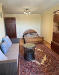 Продам 1-кімнатну квартиру, 51 м², радянський ремонт