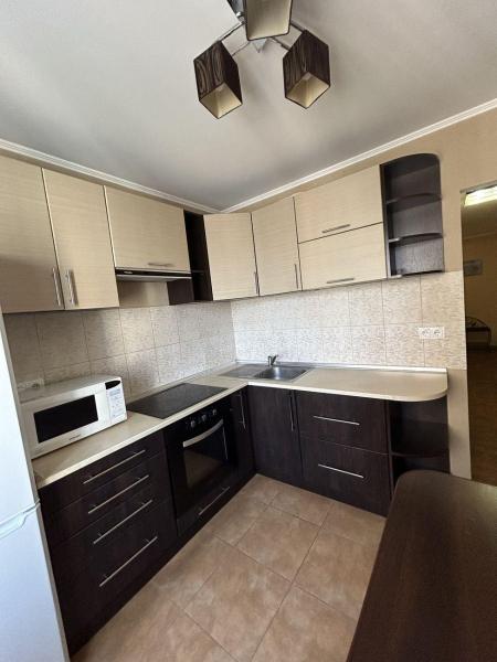 Продам 3-кімнатну квартиру