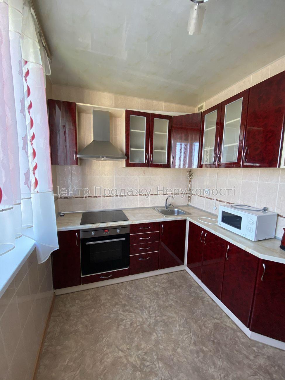 Фото Продається 3-кімнатна квартира в Харкові. Салтівка1