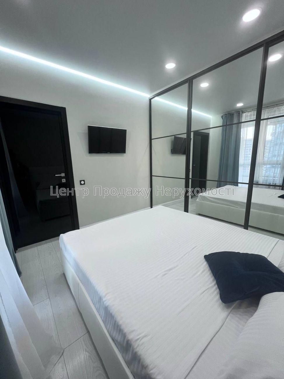 Фото Продаж квартири4