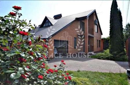 Здам 2-поверховий будинок