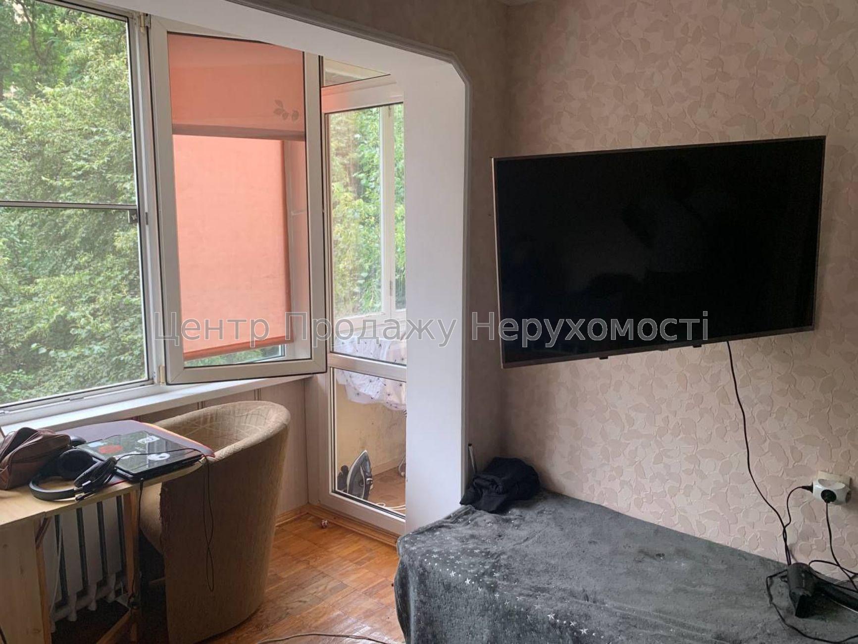 Фото Продам 1-кімнатну біля метро Лукьянівська1