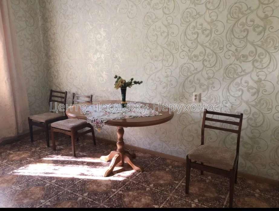 Фото Продаємо 3-ти кімнатну квартиру,1 поверх,66,4 м29