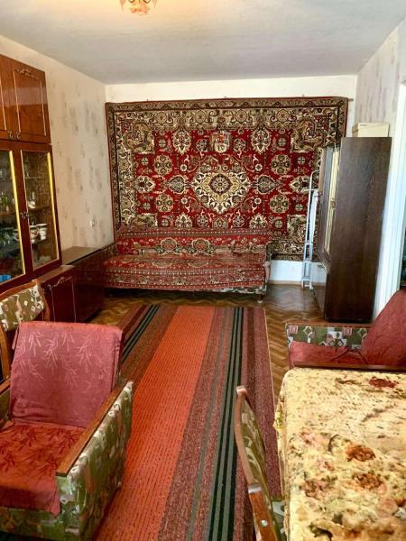 Продам 2-комнатную квартиру