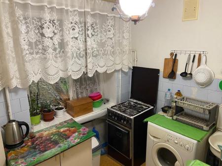 Продам 3-кімнатну квартиру