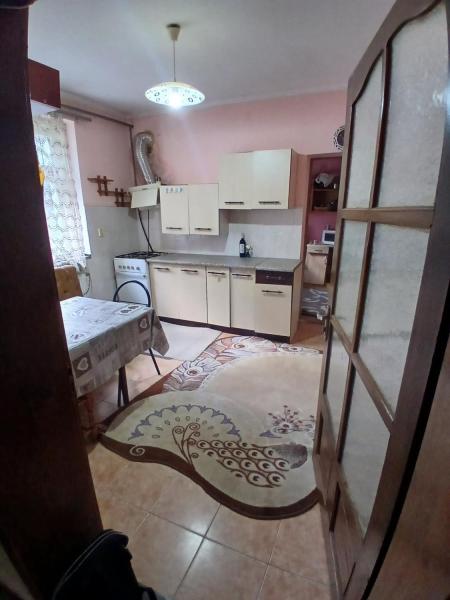 Продам 2-поверховий будинок