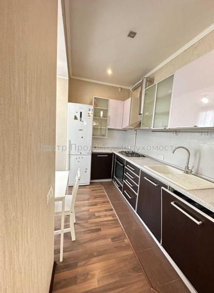 Продам 2-кімнатну квартиру