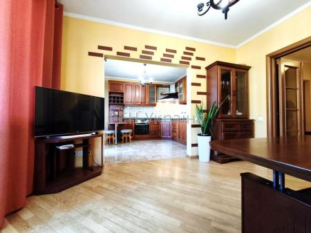 Продам 3-комнатную квартиру