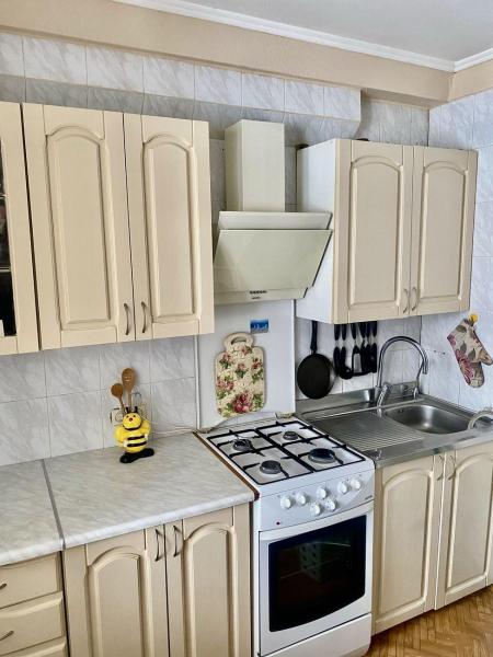 Продам 3-кімнатну квартиру