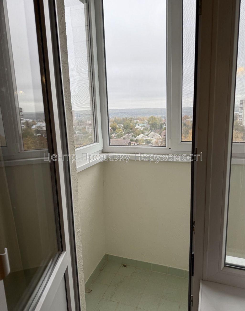 Фото 2-кімн.квартира біля метро з капітальним ремонтом К816