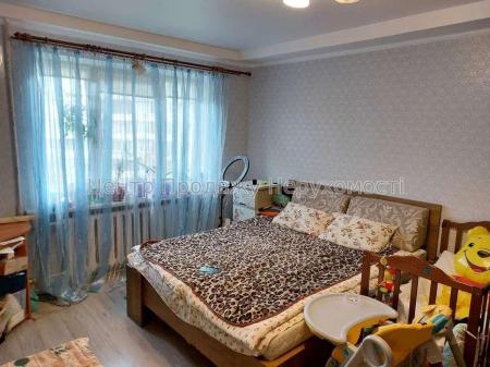 Продам 2-комнатную квартиру